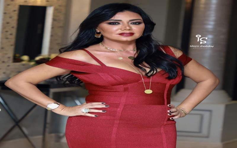 Icon News Ø¨Ø§Ù„ÙÙŠØ¯ÙŠÙˆ Ø±Ø§Ù†ÙŠØ§ ÙŠÙˆØ³Ù ØªØ¶Ø±Ø¨ Ù…Ù† Ø¬Ø¯ÙŠØ¯ Ø¸Ù‡Ø±Øª Ø¨ÙØ³ØªØ§Ù† Ø£Ø¨ÙŠØ¶ Ø´ÙØ§Ù ÙƒØ´Ù Ø§Ù„ÙƒØ«ÙŠØ±